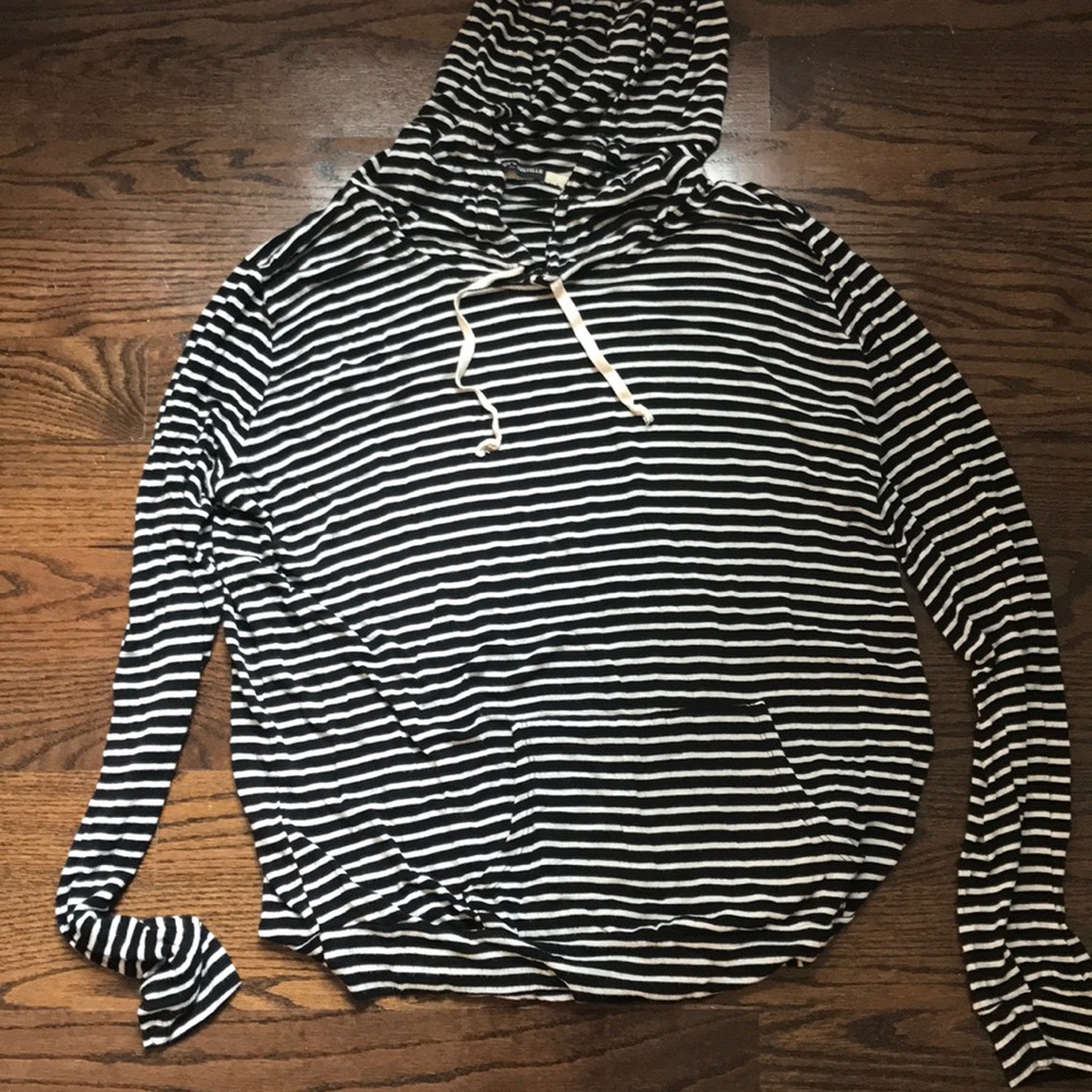 Brandy Melville Hooded Light-weight Sweatshirt
